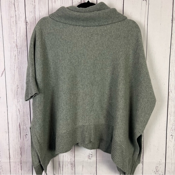Theory | sage green poncho style sweater | cashmere - Picture 9 of 9